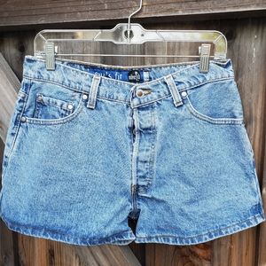 Levi's Silver Tab button-fly shorts size 13/14